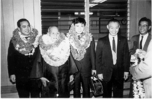 Morihei Ueshiba arriva alle Hawaii